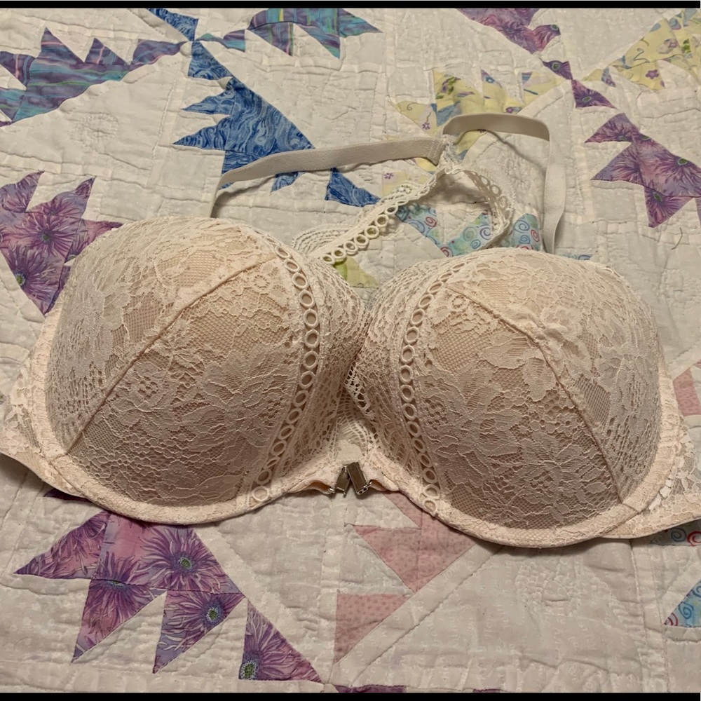 Victoria’s Secret 38DD white lace bra new no tags